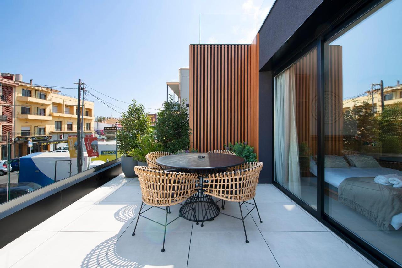Apartamentos Balisse Castelldefels Extérieur photo